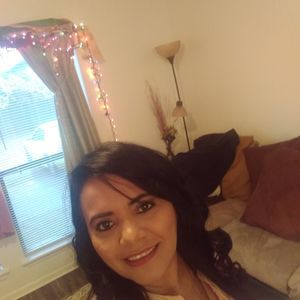 Meet your Posher, Estrella